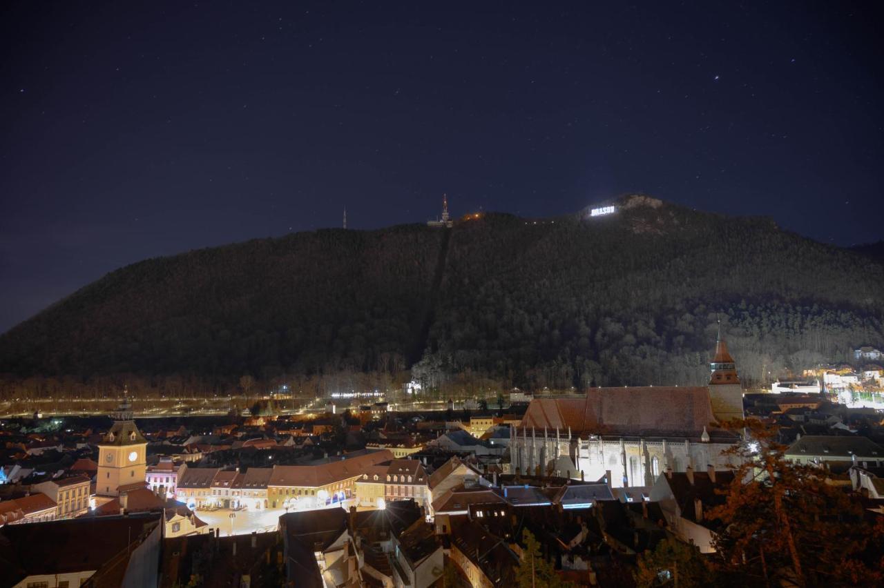 Cosy Center Apartment Brasov Luaran gambar